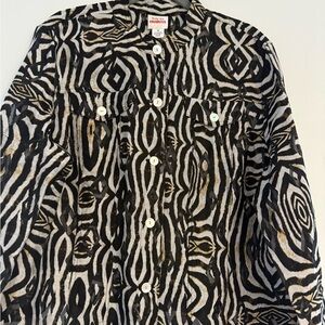 Ruby Rd. Black and Cream Abstract Print Crop Top